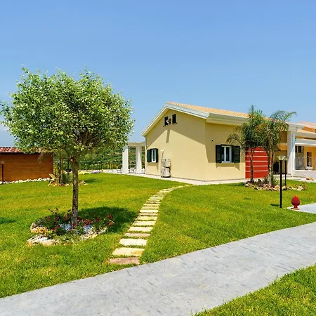 Villa A Casa Di Leo