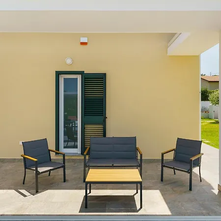 Villa A Casa Di Leo Ascea